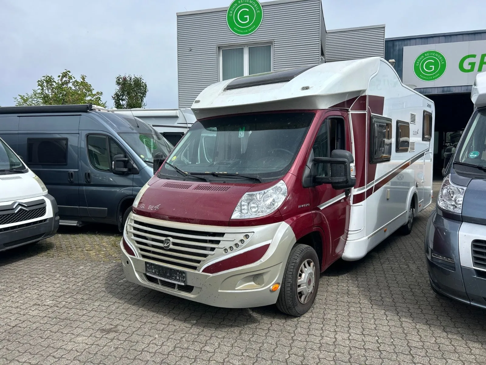 Globe 4/ Klimaauto/ Hubbett/ TV+SAT