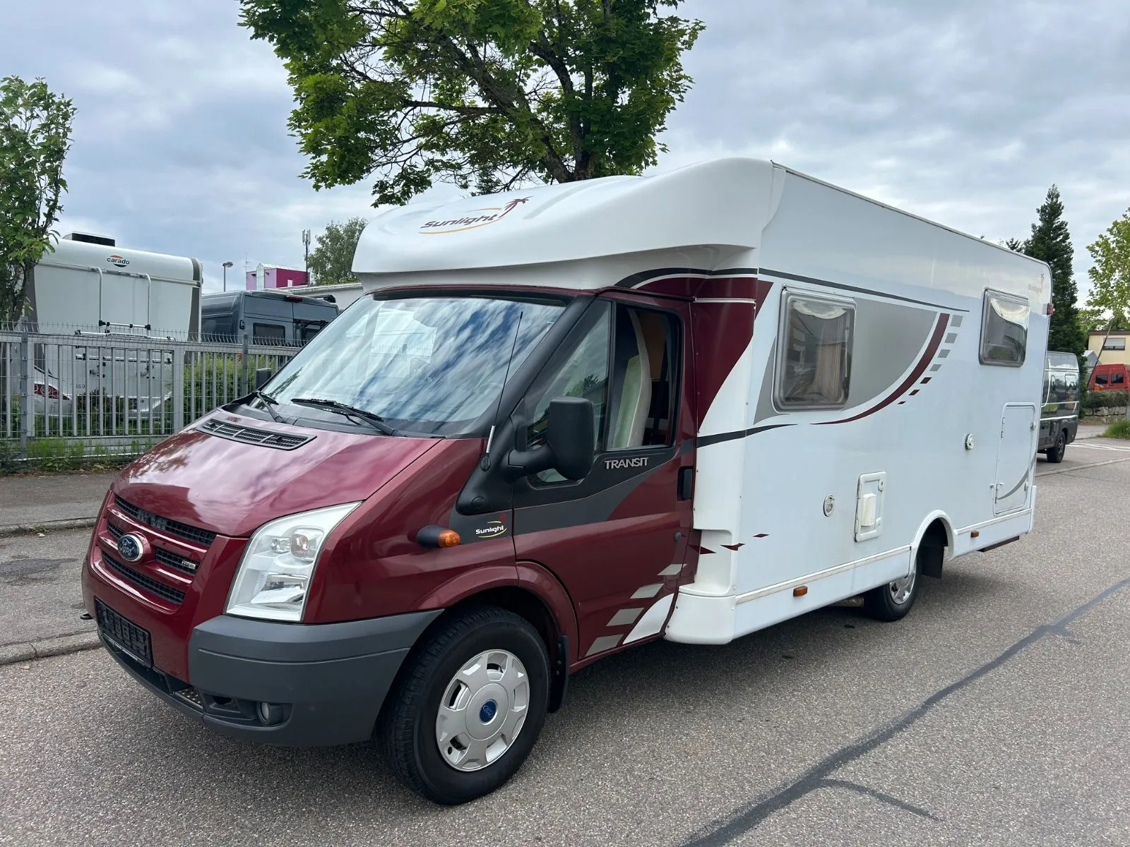 T 66 /1.Hand /L&auml;ngsbett /Elektrische Hubst&uuml;tzen